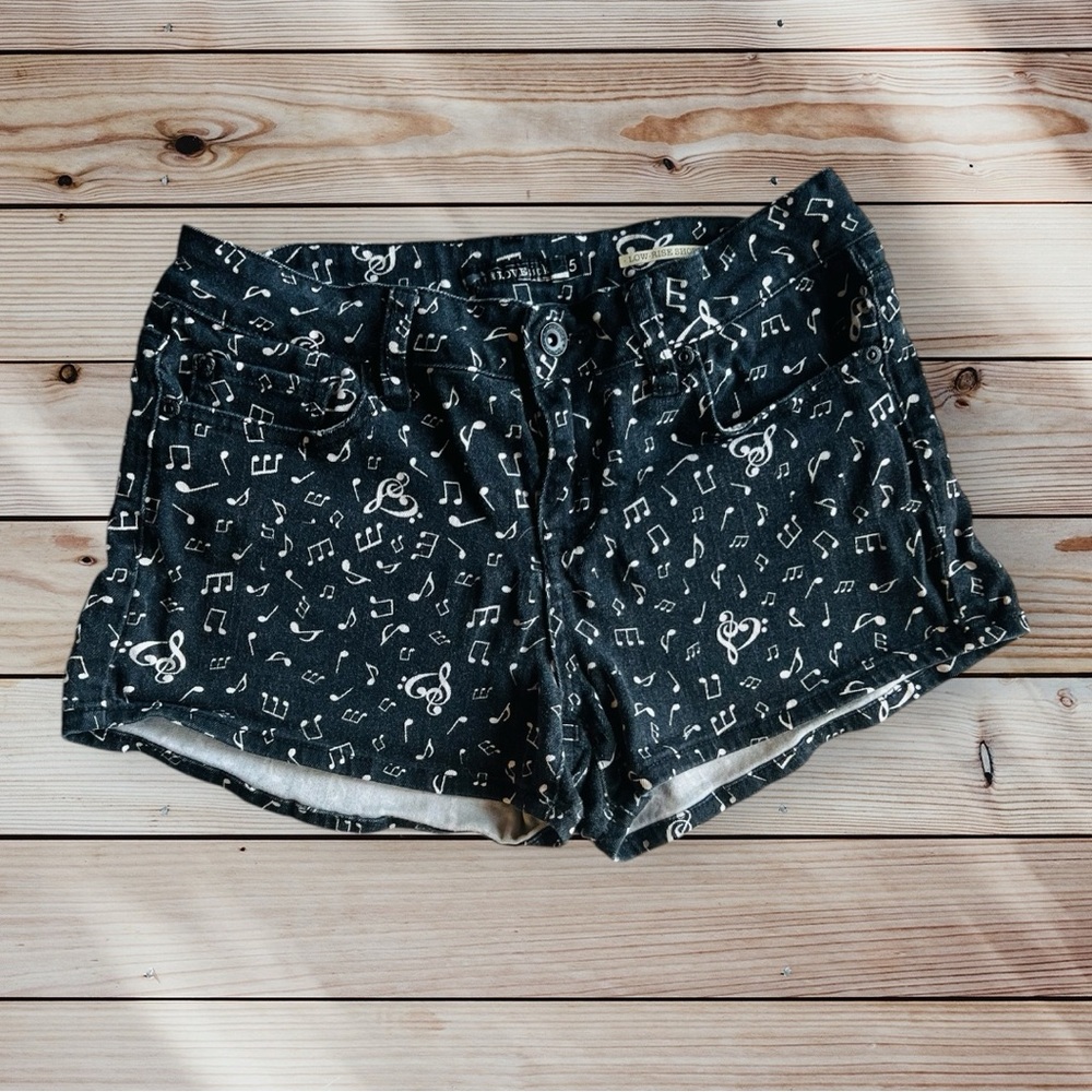 Black Musical Note Low-Rise Shorts